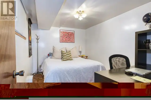 38 HALTON STREET Toronto (Trinity-Bellwoods), Ontario in Houses for Sale in City of Toronto - Image 32