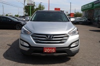 Experience comfort, capability, and reliability with this 2016 Hyundai Santa Fe AWD Luxury. With its... (image 1)