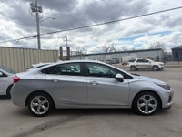 ALLOYS, BACK-UP CAMERA, LEATHER SEATS, HEATED SEATS, HEATED STEERING WHEEL, VOCAL ASSIST TELEMATICS,... (image 5)