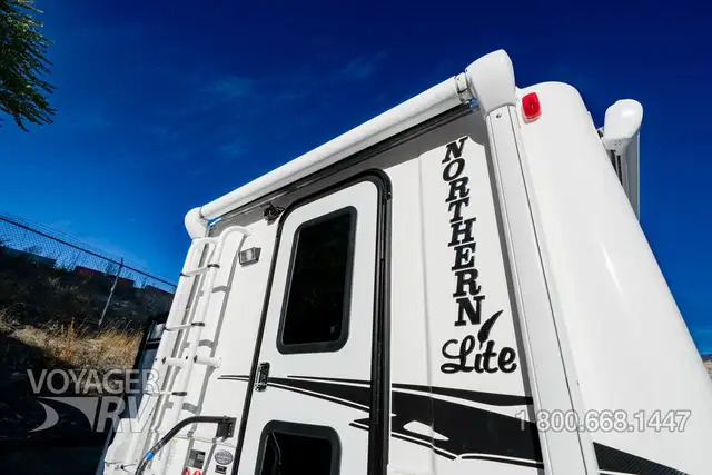 2027 Northern Lite 10.2EX Dry Bath Limited Edition in Travel Trailers & Campers in Kelowna - Image 36