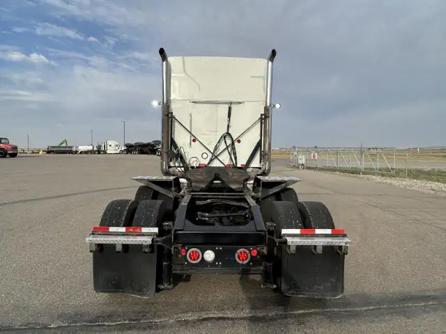 2024 Mack Pinnacle 64T 70 in Heavy Trucks in Regina - Image 5