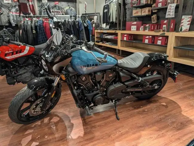 2025 Indian Sport Scout Limited Storm Blue in Street, Cruisers & Choppers in Edmonton - Image 3