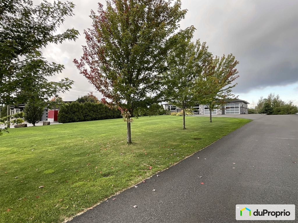 $989,000 - Bungalow for sale in Montmagny — photo 3