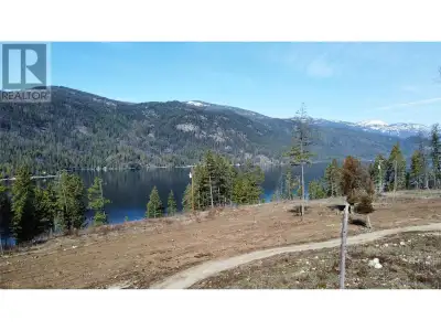 Rare opportunity to own a dynamic 2.9-acre lake view lot in picturesque Christina Lake, BC! Breathta...