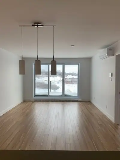 Grand Condo 3 1/2 à louer – Construction moderne – Charlesbourg