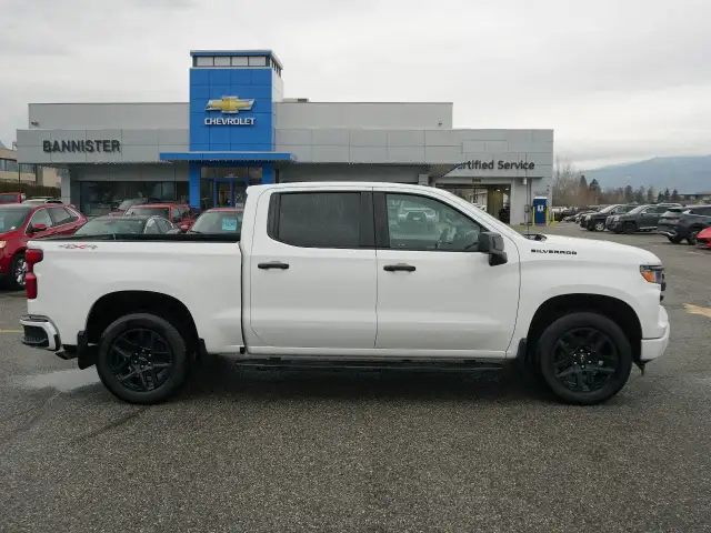2023 Chevrolet Silverado 1500 in Cars & Trucks in Penticton - Image 5