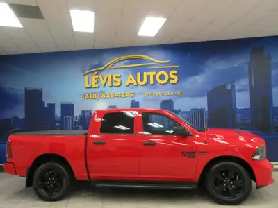 RAM 1500 2019 CLASSIC EXPRESS NIGHT EDITION V-8 5.7 LITRES HÉMI CREW-CAB BOITE 5.7 PIEDS / 4X4 / MAG...