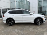 Humberview Volkswagen on the Queensway Make a bold statement in this Certified-Preowned 2022 Tiguan... (image 2)