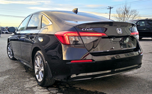 2022 Honda Civic Sedan EX in Cars & Trucks in Calgary - Image 3