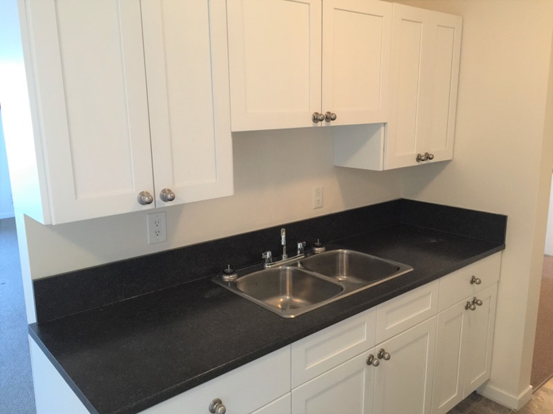 Riverwalk Pet friendly 1 BR starting at 1395 Heat Included! Long