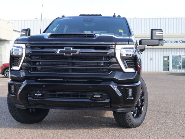 2025 Chevrolet Silverado 2500HD High Country in Cars & Trucks in Lloydminster - Image 3
