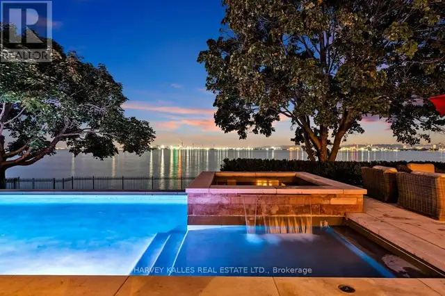 90 OAKLANDS PARK COURT Burlington (Bayview), Ontario in Houses for Sale in Oakville / Halton Region - Image 20