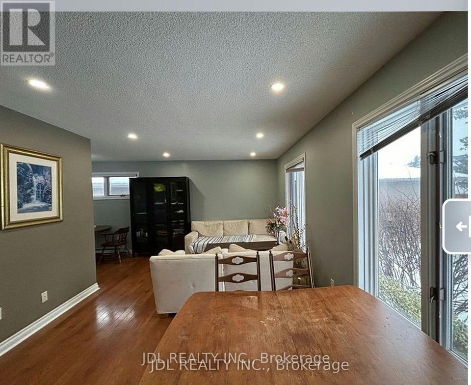 BEDROOM A MAIN FLOOR - 110 ROBINSON ST STREET Markham (Bullock), 3