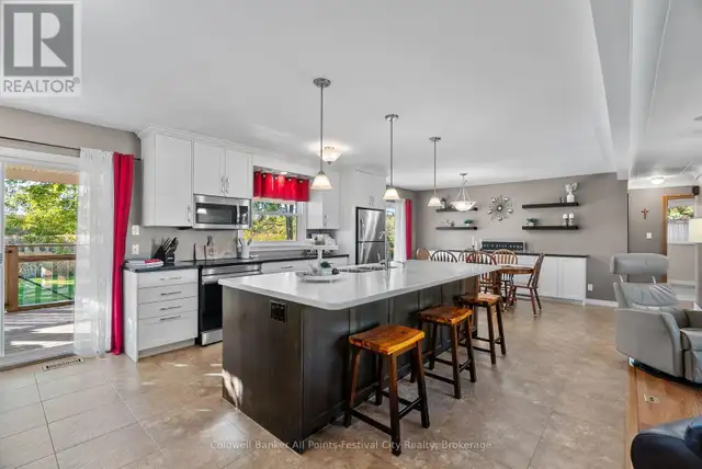 81993 BLUEWATER HIGHWAY Ashfield-Colborne-Wawanosh (Colborne), O in Houses for Sale in Grand Bend - Image 17