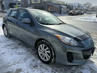 2012 MAZDA 3 GX SEDAN 2.0L 4 CYLINDER FWD MANUAL 160,000 KM CLEAN TITLE CARFAX AVAILABLE! ONTARIO VE...