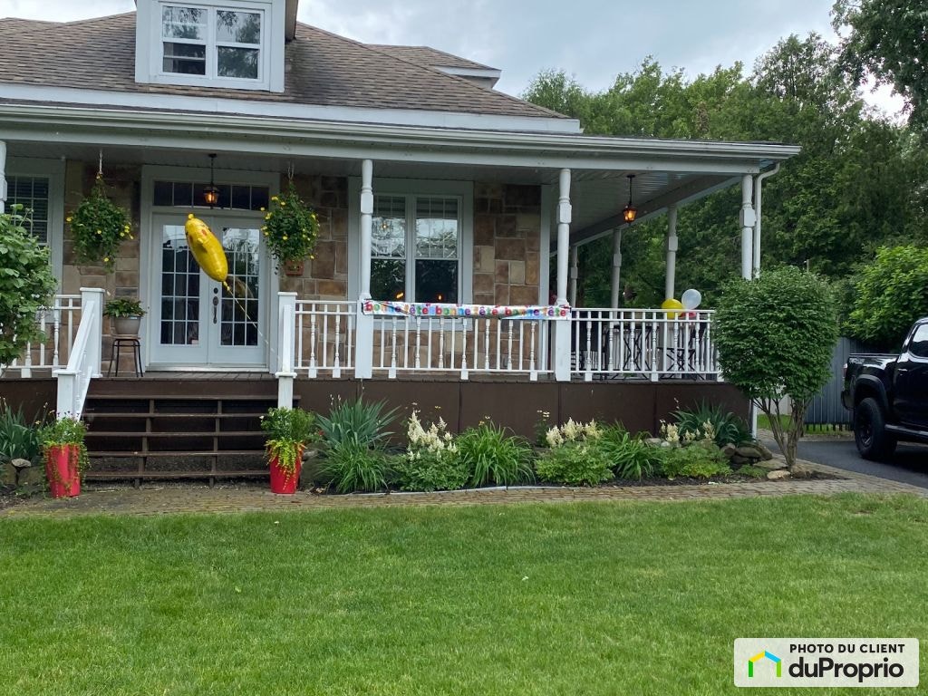 $729,800 - 2 Storey for sale in Carignan — photo 1