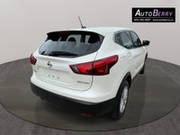 2018 Nissan Qashqai SV AWD White on Black Interior • 2.0L • AWD • ECO Mode • Auto • A/C • Dual-Zone... (image 7)