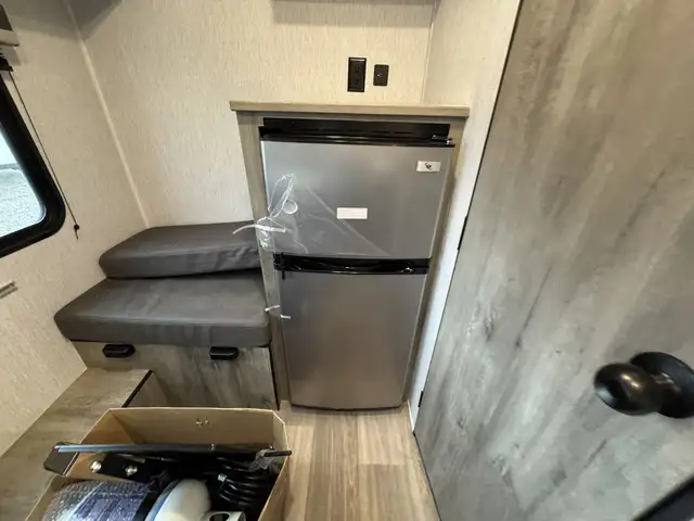 2026 ,Sun Lite,Sunset Park RV 13BD LTD in Travel Trailers & Campers in Kamloops - Image 14