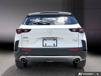 2024 Mazda CX-50 Le Mazda CX-50 GT Turbo 2024 est un VUS qui combine parfaitement performance, raffi... (image 3)