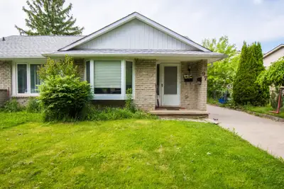 APARTMENT FOR RENT!! You don't pay for hydro, gas, or water! This gorgeous main floor unit offers 3...