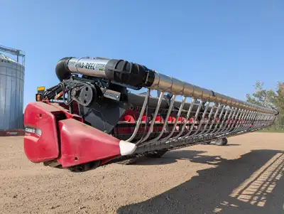 2012 Case 3020 Auger Terra Flex Header. with AWS Air Reel Double Knife Full Fingered Auger Fore/aft...