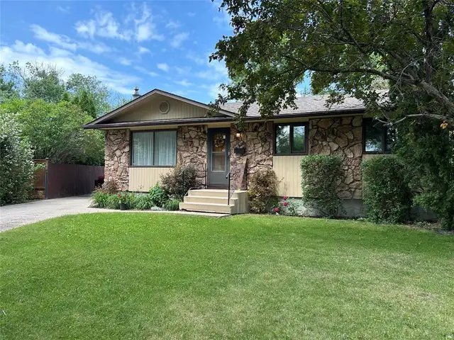 177 Kay Crescent Winnipeg, Manitoba62864390585089121