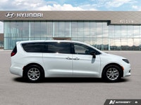 The advertised vehicle price is based on a promotional finance offer. Customers who purchase the veh... (image 5)
