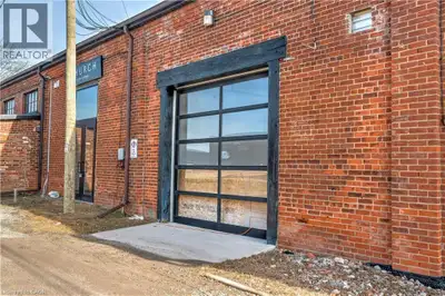 1862 SQUARE FEET OF RETAIL SPACE AVAILABLE IN BRANTFORD'S BUSTLING, CORDAGE HERITAGE DISTRICT. Be am...