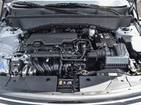 This Hyundai Kona has a strong Regular Gasoline I-4 2.0 L/122 engine powering this Variable transmis... (image 5)