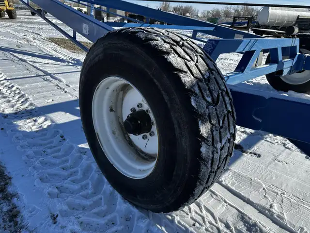 2015 Brandt 16 X 105 Ft Hydraulic Swing Grain Auger 16105-HP in Farming Equipment in Grande Prairie - Image 18