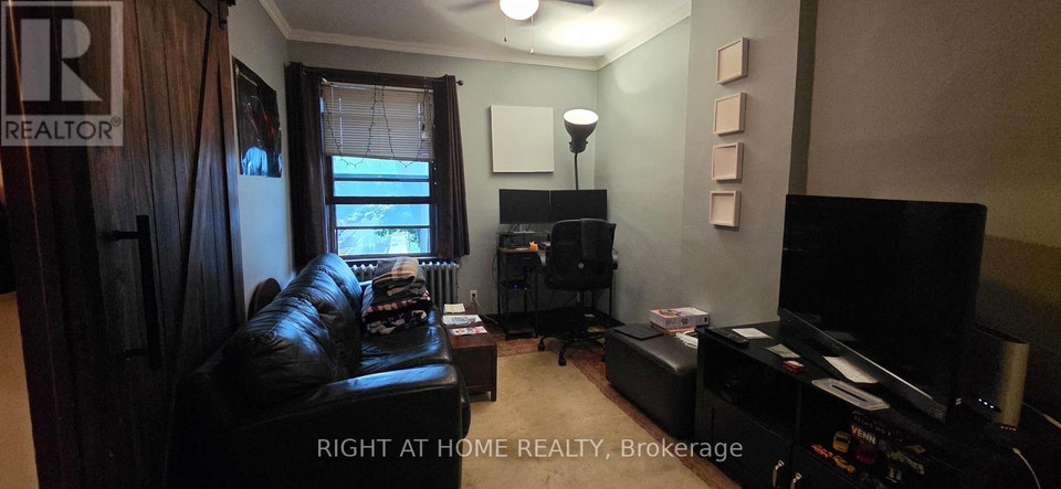 179 Gilmour Avenue Toronto (Junction Area), Ontario, photo 9 of 15