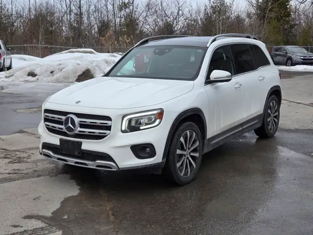 2020 Mercedes-Benz GLB in Cars & Trucks in Ottawa - Image 2