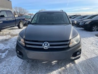 Zoomer Auto 2016 Volkswagen Tiguan Has Sunroof/ Moon Roof, Leather Heated seats, Blue Tooth, Push Bu... (image 1)