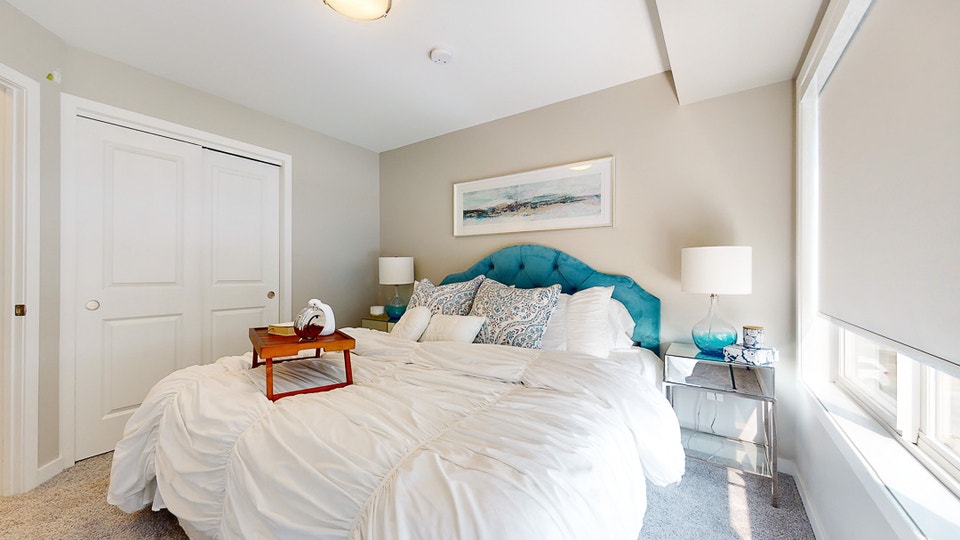 Element Townhomes in Prairie Pointe - 4 Bedroom Full Townhome Ho 3