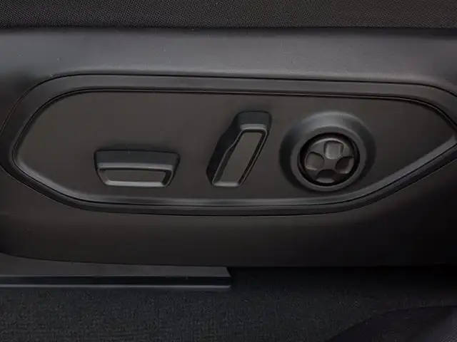 2025 Jeep Grand Cherokee L Limited * - Dual-Pane Sunroof in Cars & Trucks in Calgary - Image 16