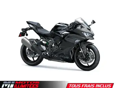 Dans une catégorie bondée de modèles sport de 400 cm³ Kawasaki introduit un nouveau modèle superspor...