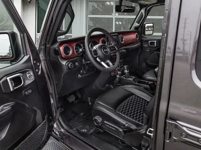 2023 Jeep Wrangler Rubicon | ONE OWNER | ACCIDENT FREE in Cars & Trucks in Kitchener / Waterloo - Image 11