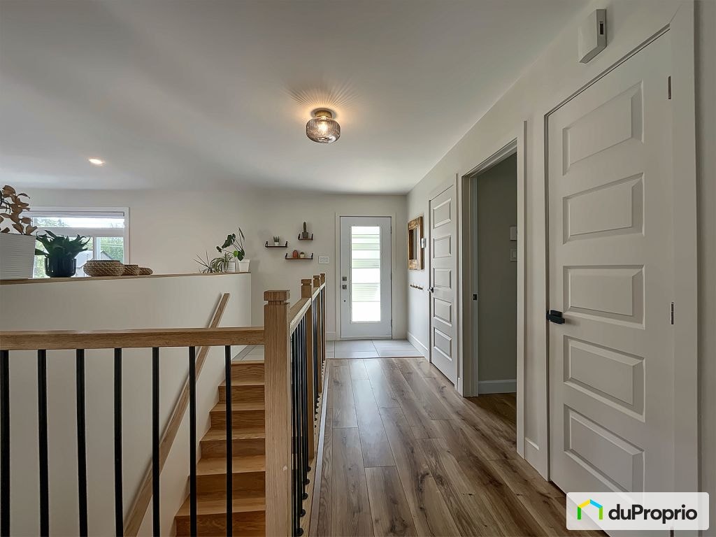 $599,999 - Bungalow for sale in St-Lin-Laurentides — photo 3