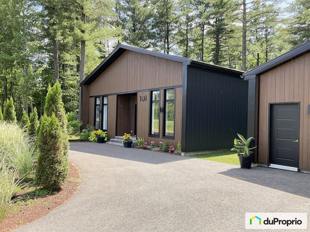 $612,500 - Bungalow for sale in St-Louis-de-Blandford — photo 1