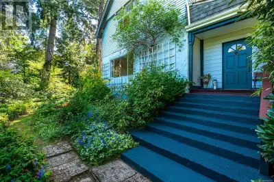 Discover a spacious family home with a large private yard—perfect for spreading out, gardening, or s...