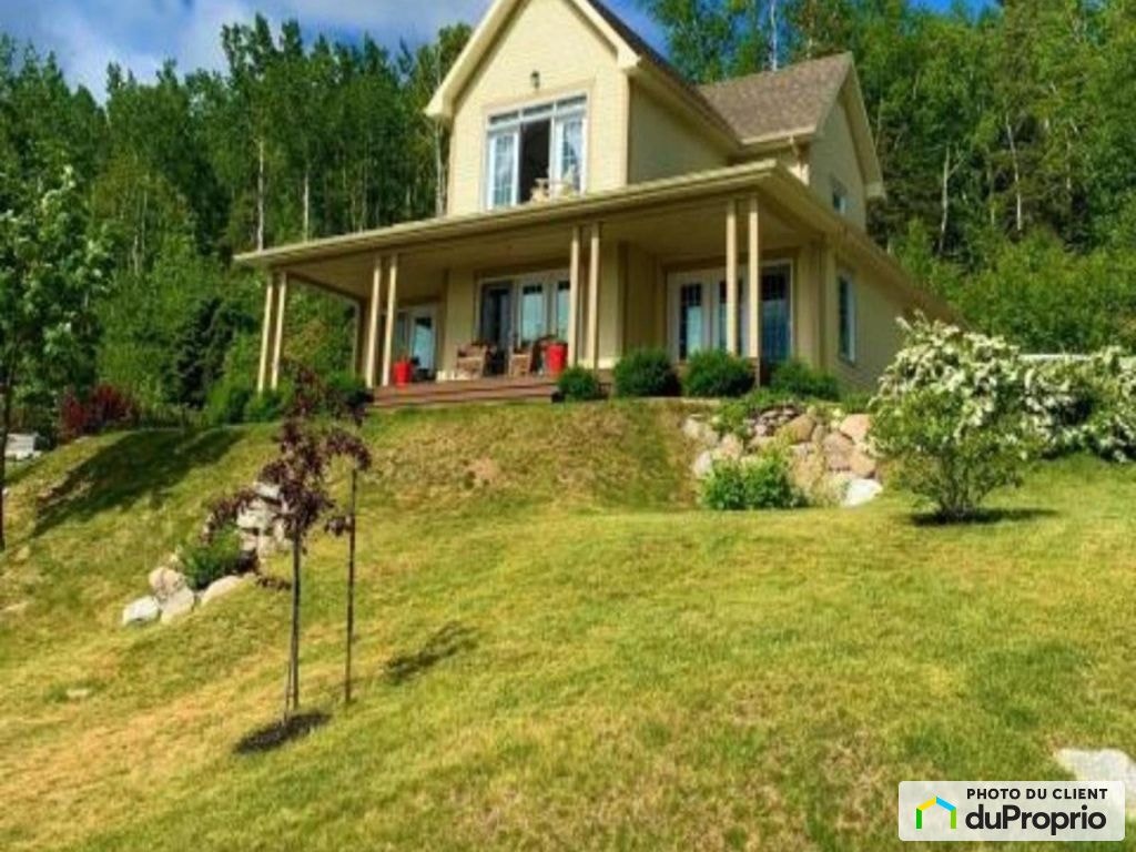 $659,995 - 2 Storey for sale in La Malbaie — photo 2