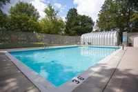 1 Month Free Rent 1 Year Free Parking* Free Early Move-in Visit our Website: https://www.capreit.ca/... (image 5)