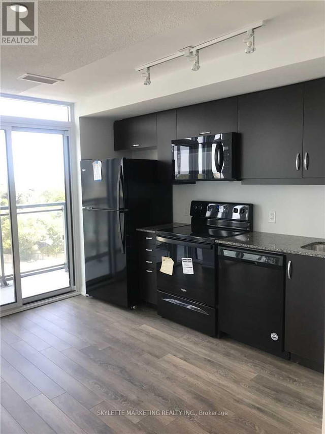 804 - 30 MEADOWGLEN PLACE Toronto (Woburn), Ontario in Long Term Rentals in Markham / York Region - Image 3