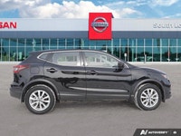 Recent Arrival! CARFAX Canada No Reported Accidents CARFAX Canada One Owner 2023 Nissan Qashqai S 4D... (image 1)