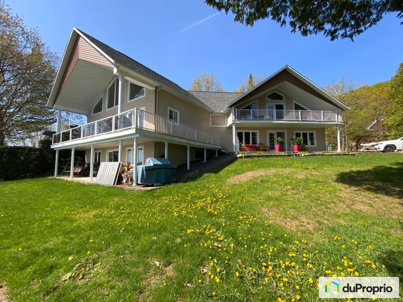 1084 Chemin du Tour du Lac, LacSimon, QC J0V 1E0 · Papineau Regional