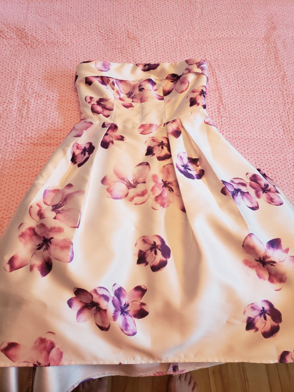 Gorgeous dress. Size Small. White with purple flowers. in Women's - Dresses & Skirts in London