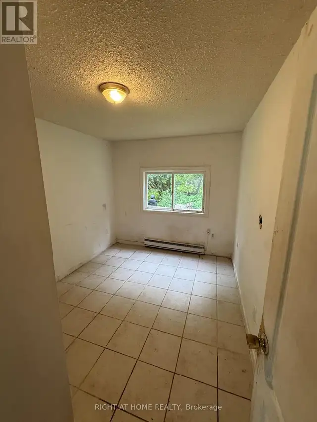2884 COUNTY RD 89 Innisfil, Ontario in Houses for Sale in Barrie - Image 24