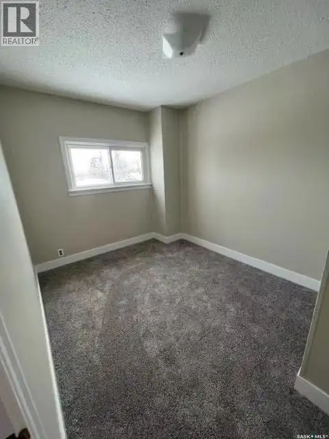 325 & 329 4th AVENUE SW Moose Jaw, Saskatchewan in Commercial & Office Space for Sale in Moose Jaw - Image 23