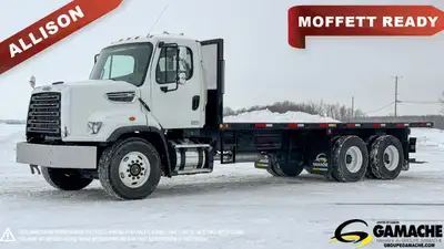 Heavy truck - # STOCK: C-35732 2013 FREIGHTLINER 108SD CAMION PLATE FORME 2013 FREIGHTLINER 108SD TR...