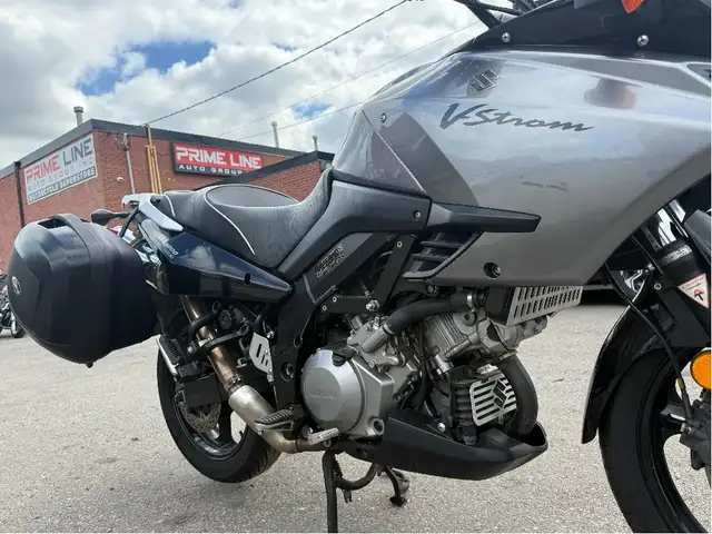2006 Suzuki V-Strom 1000 ~ V-STROM 1000 ~ COMFORT ~ TOURING ~ LO in Street, Cruisers & Choppers in City of Toronto - Image 29